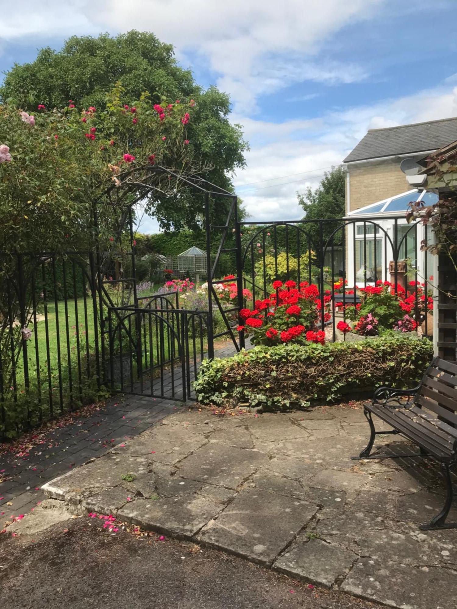 Brookleys Guest House Bidford Exterior foto